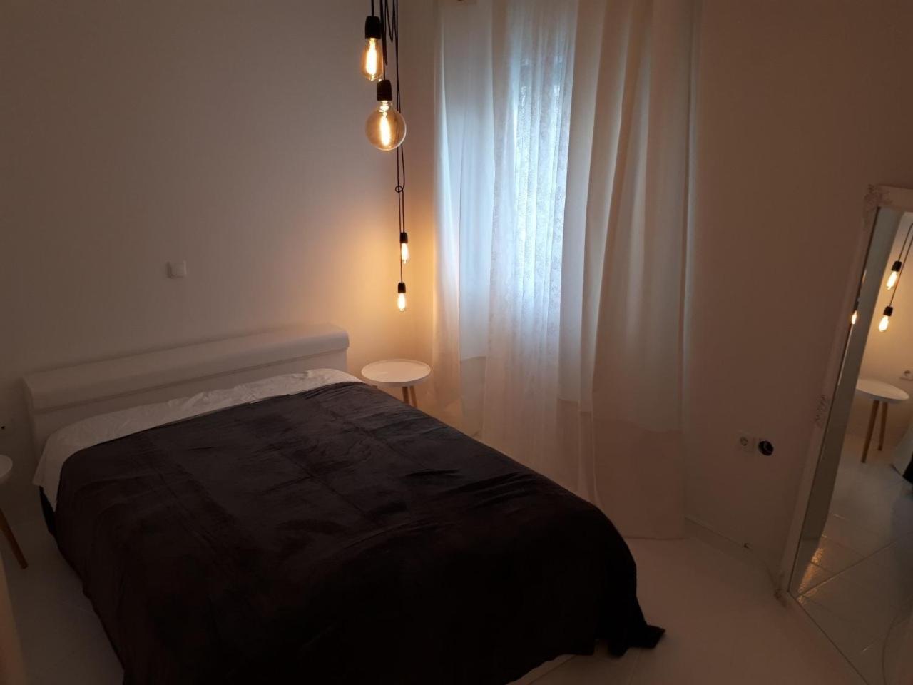 Vk's Downtown Apartment